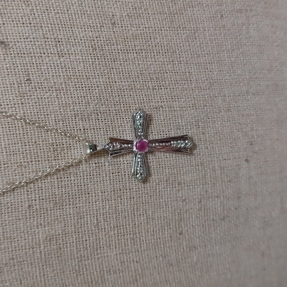 Colleen Lopez Cross Necklace NIB 18" - Picture 1 of 7